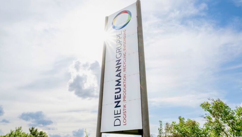 Die Neumann Gruppe Firrmenschild
